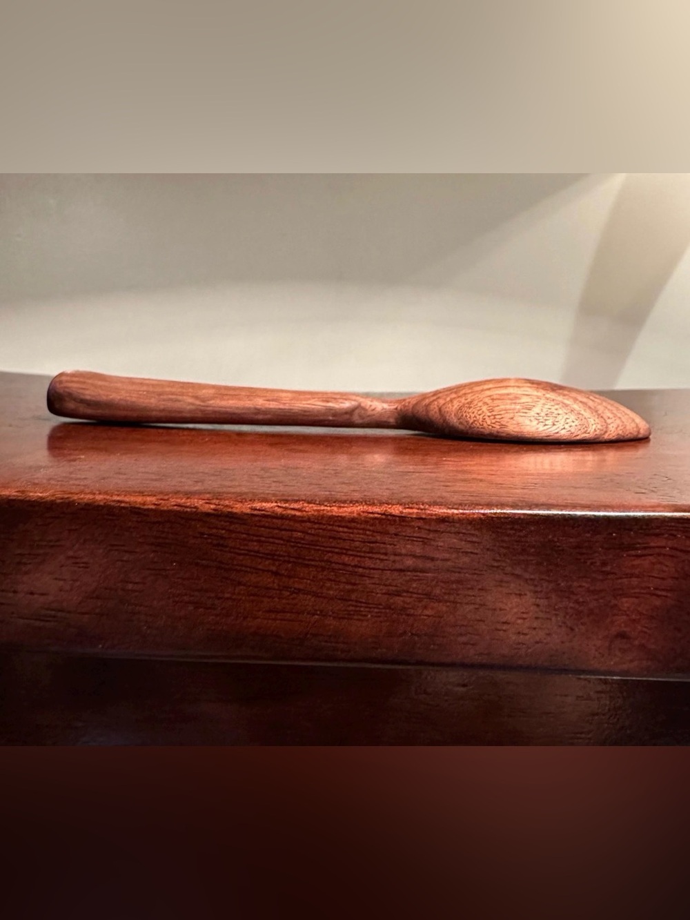 Hand carved small wooden spoon - Picture 2 of 4